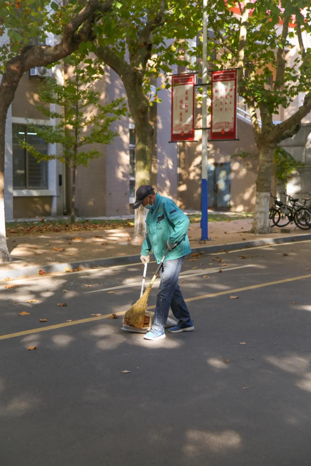 醉美大工秋|读书不觉已秋深，____________