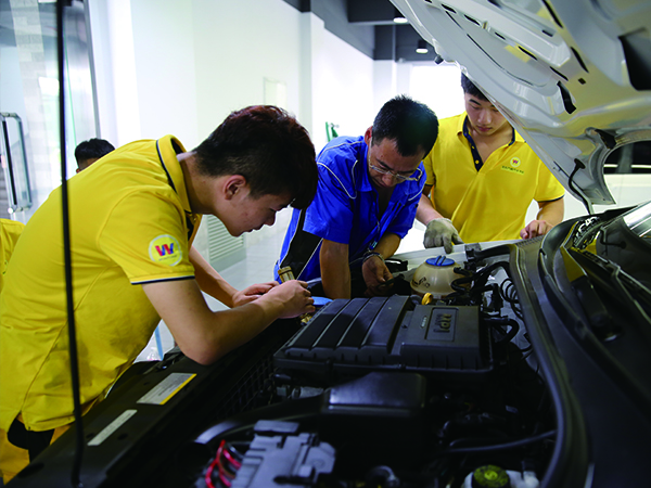 汽车小刮小蹭怎么修复,车辆有点小剐蹭保险怎么处理