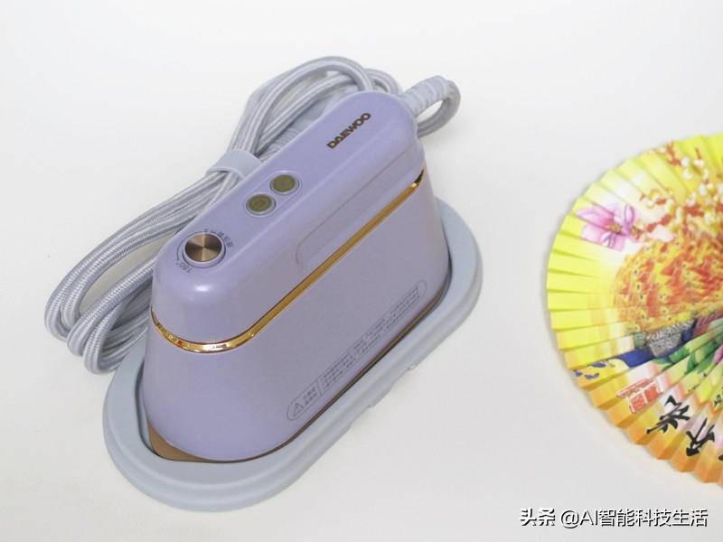 熨平衣物重现唯美李佳琦强烈推荐的韩国大宇手持挂烫机开箱