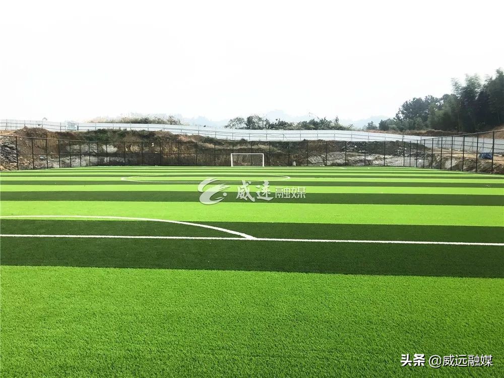 濞佽繙瓒宠鍩哄湴,瓒宠鍩哄湴