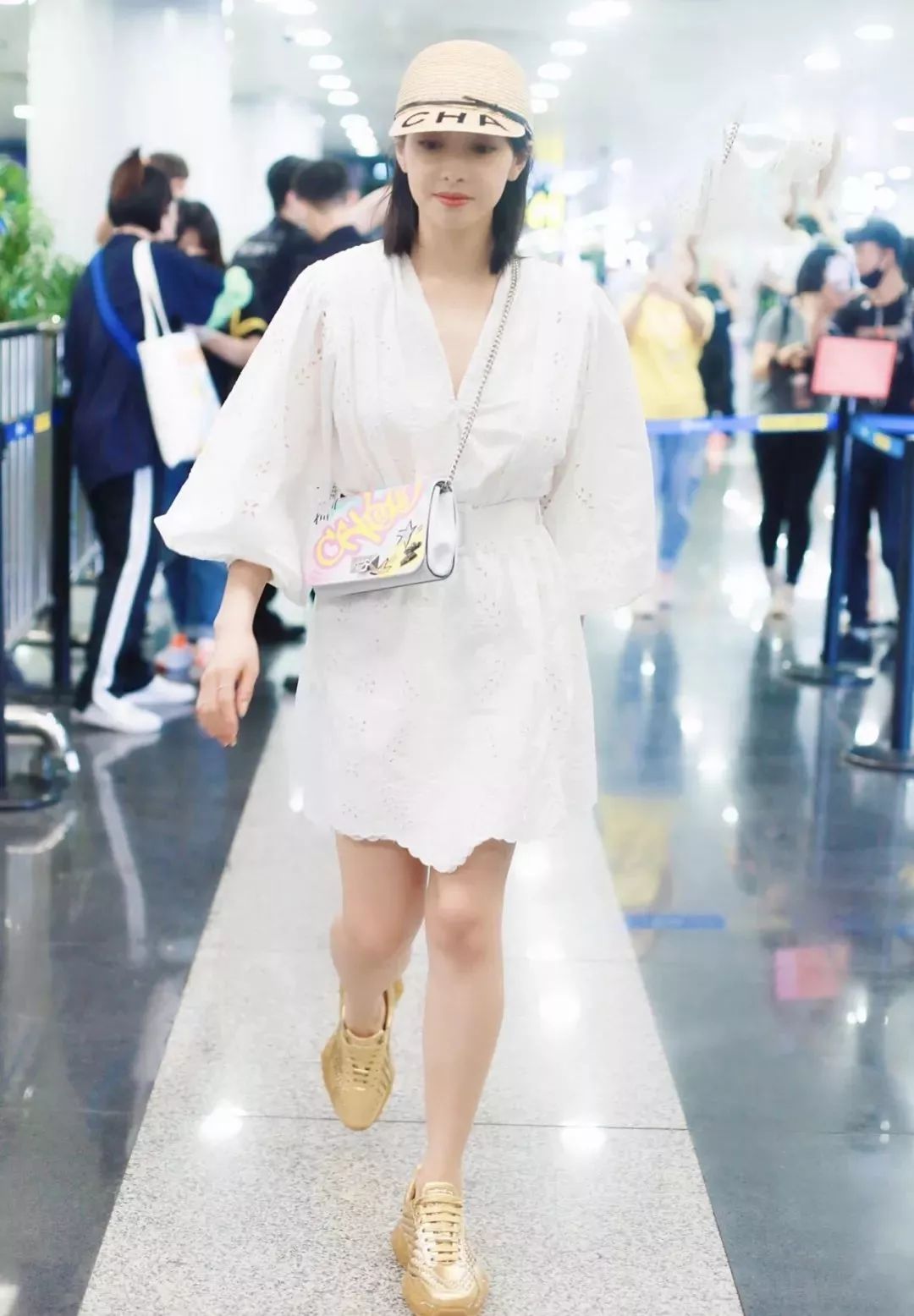 小骨架女生怎么养成,怎么样才能变成小鸟依人型的女孩