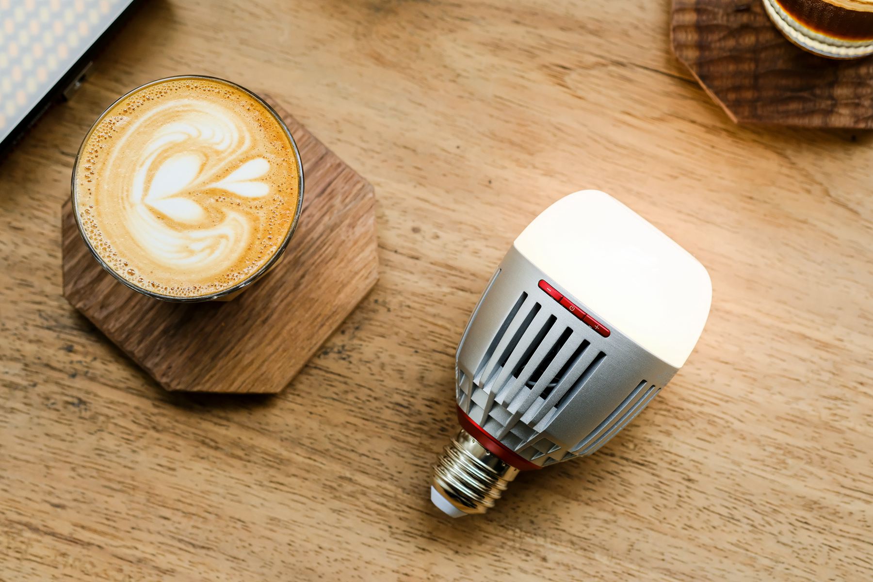 爱图仕b7c如何变色,爱图仕accentb7c