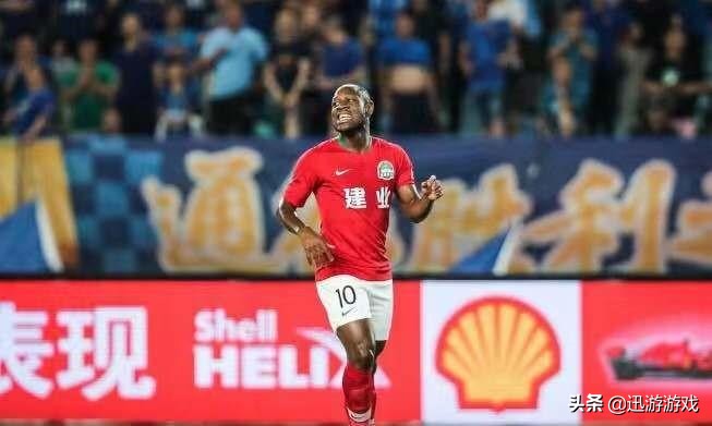 《实况足球》强力边锋巴索戈，银卡中的实用球员