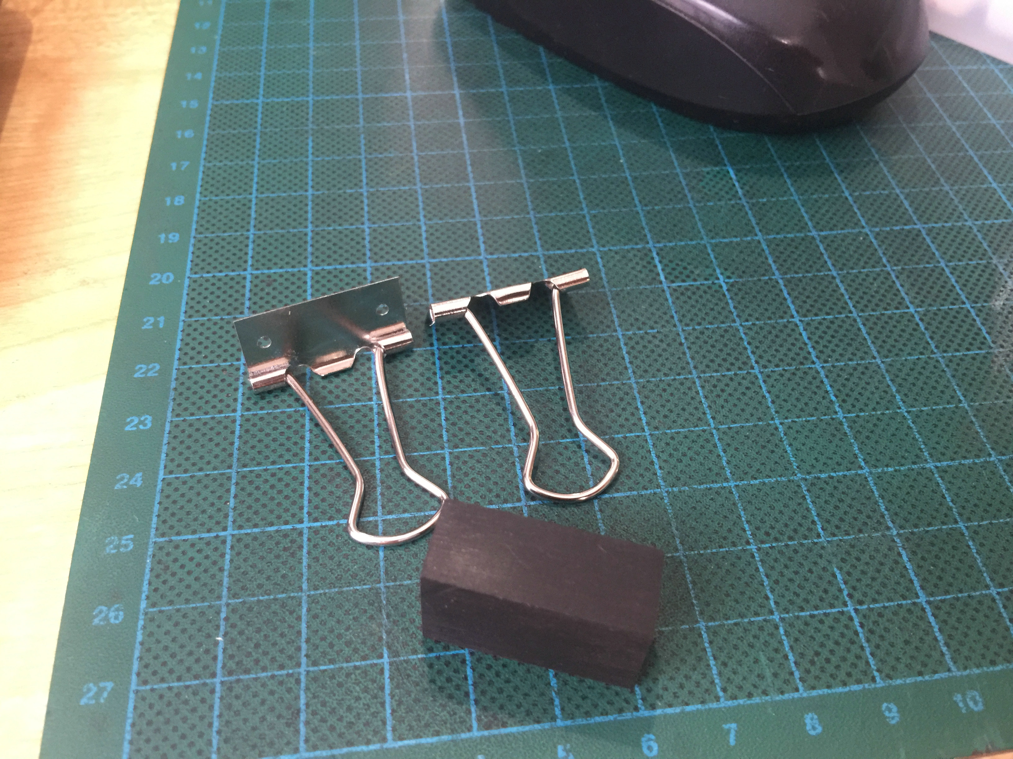 看这位爱好者DIY的夹子双桨自动键怎么样？