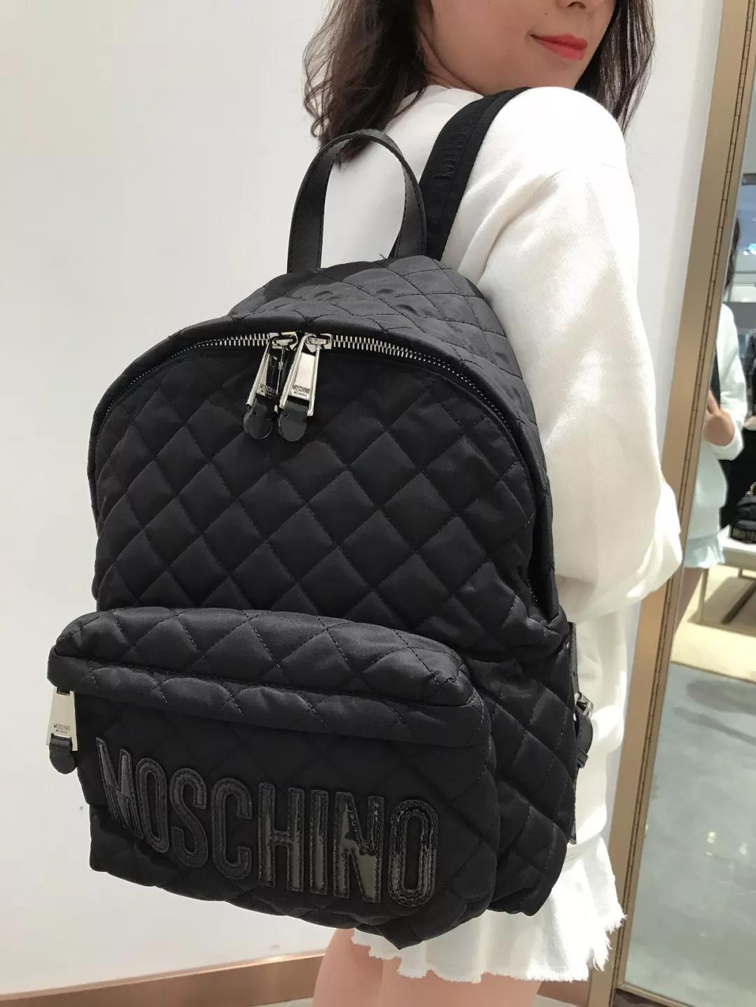 娜扎穿衣搭包包,30多个包包