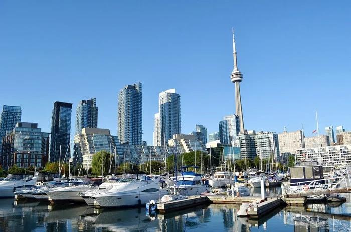 全球最幸福的国家排名图片,全球哪个国家的人民最幸福