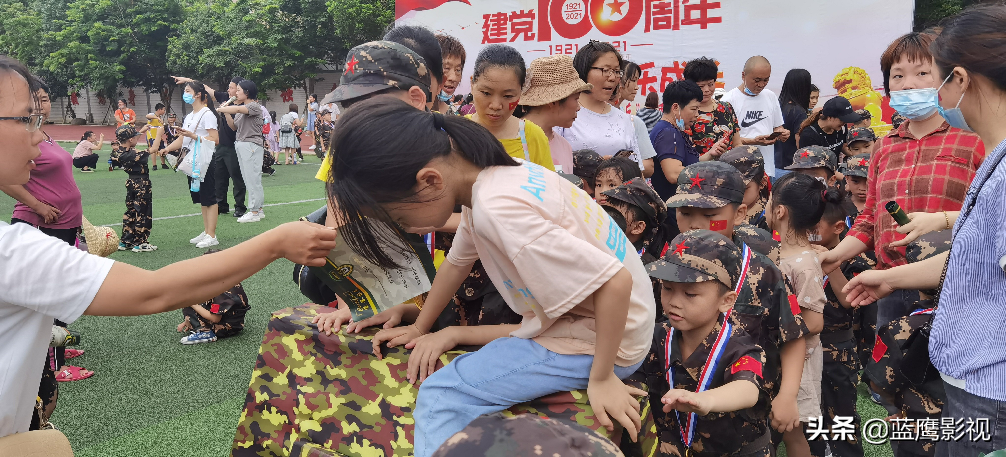 我是小小兵幼儿园军事活动,幼儿园儿歌我是小小兵活动反思