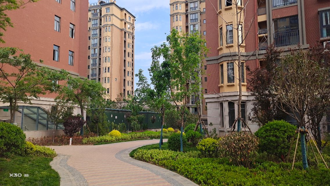 陕州区骏景德园小区环境,陕州区骏景花园