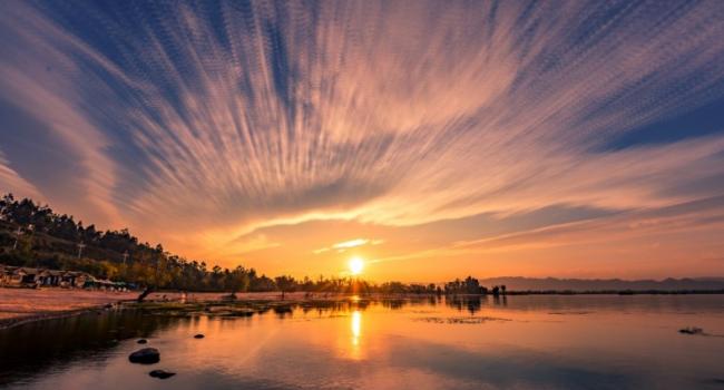 融美旅幸福发声滇池旅居正当时,融美旅居