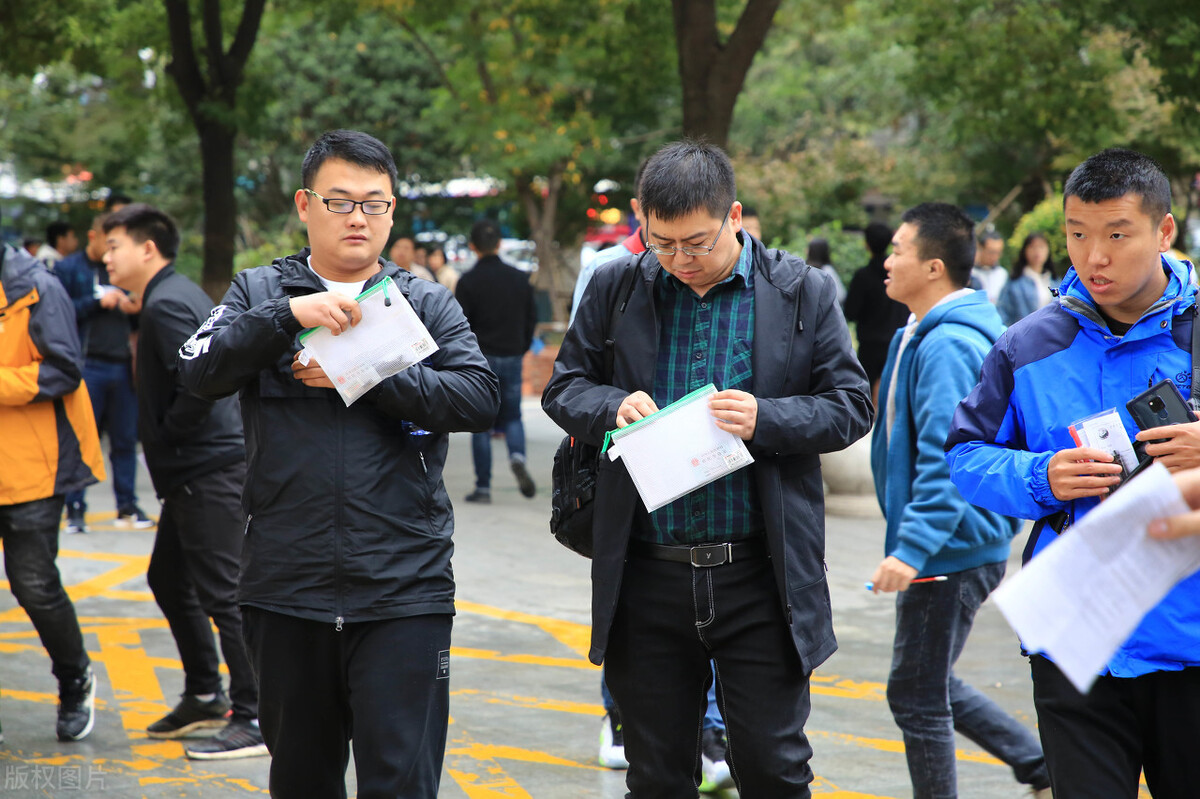 全日制和非全日制学历如何区别,全日制和非全日制学历区别有多大