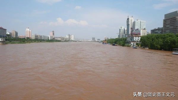 大禹治水三过家门而不入出自哪里,大禹治水三过家门而不入翻译