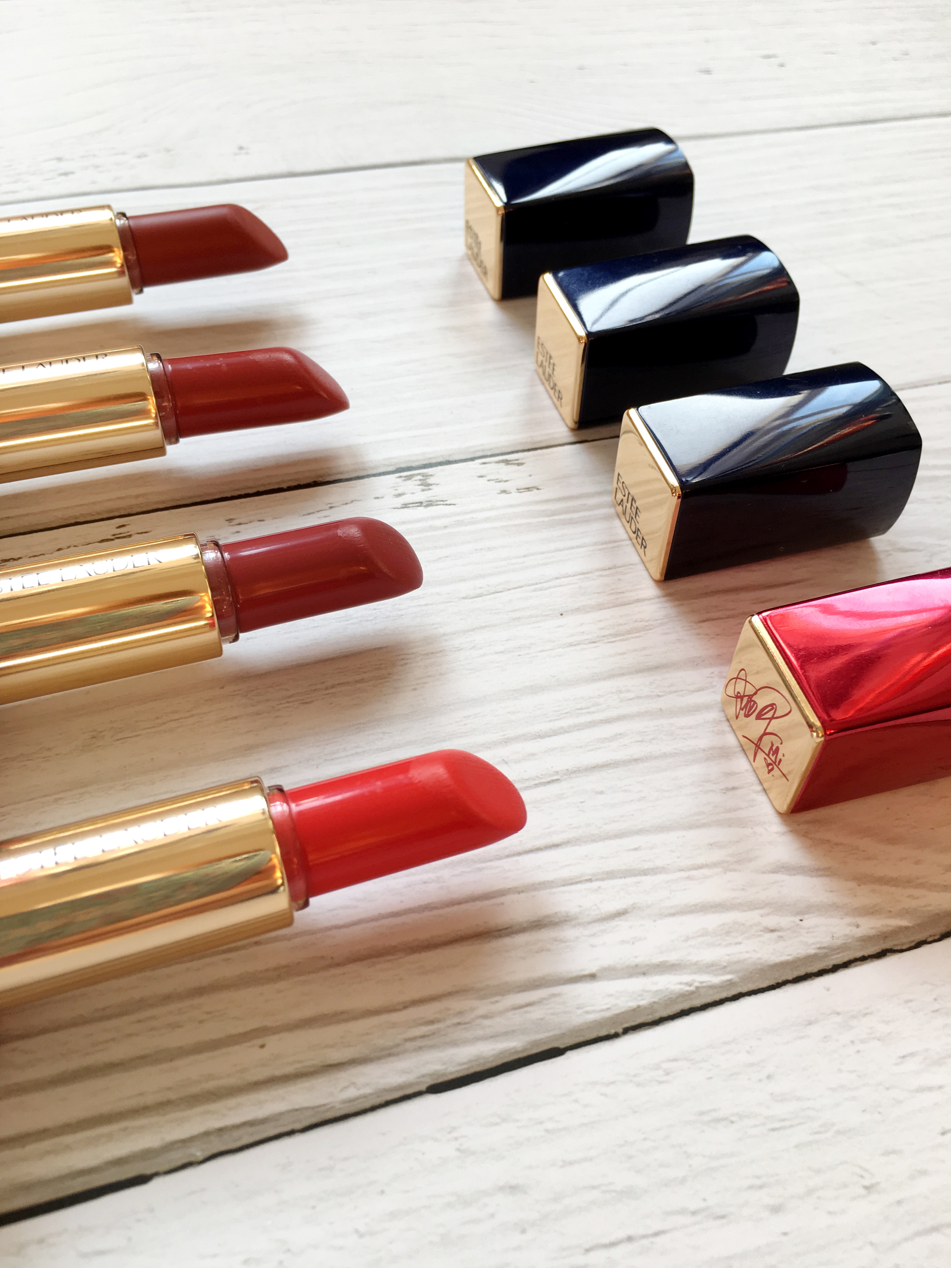 你会选哪支?超高性价比专柜品牌口红试色分享雅诗兰黛唇膏试色