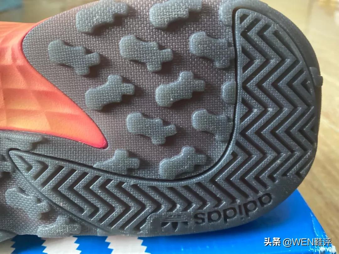 五百就能买的“Yeezy700”，换掉boost便宜四倍多？