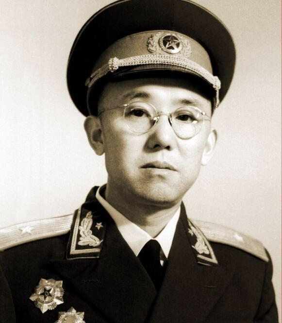 新四军主力团造出重炮，粟裕看过后摇头：这能用吗