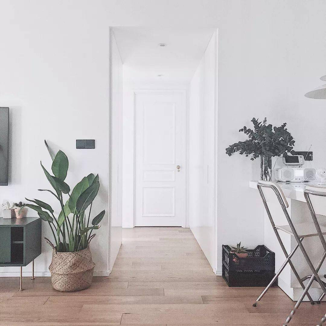 原木色家具白色木门,老师傅木门讲解