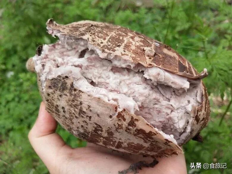 荔浦芋头甜品甜而不腻,家庭简单荔浦芋头的甜品