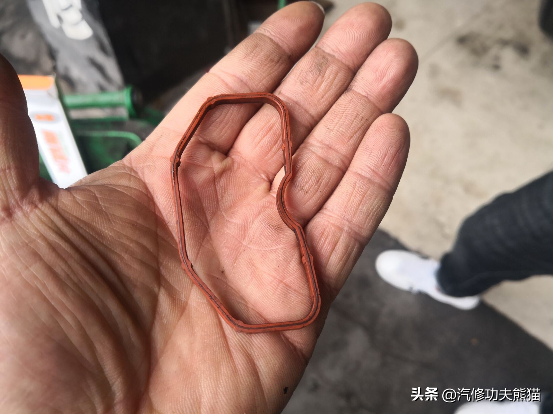 大众途锐急加速发动机故障灯点亮,大众新款途锐车子烧机油