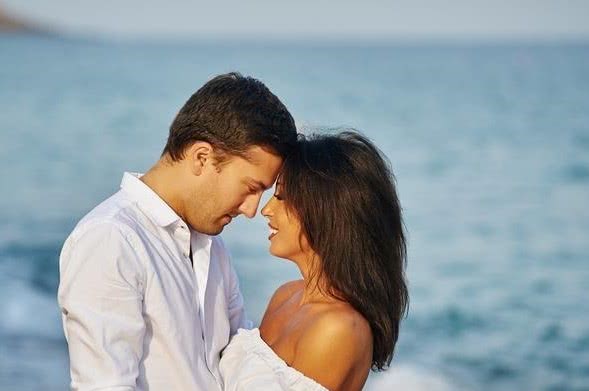 男友向你借钱还信用卡,男友借钱该不该借