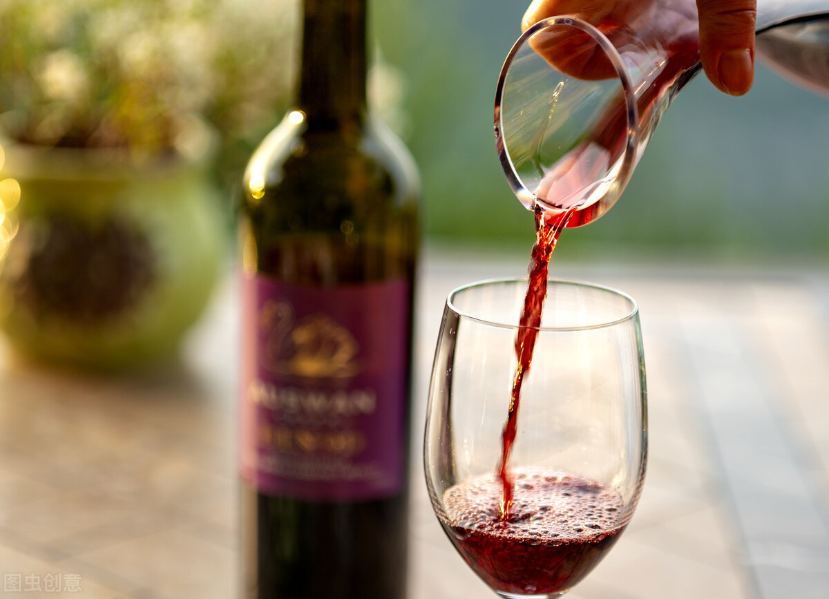 选购红酒如何不被坑,如何才能买到真正的法国红酒
