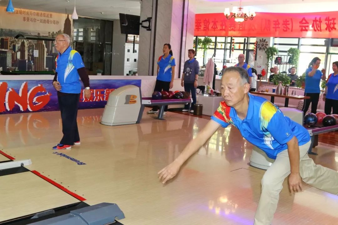 「产业联盟」陕西省保龄球协会,中老年队友谊赛在渭南和运动保龄馆欢乐开启