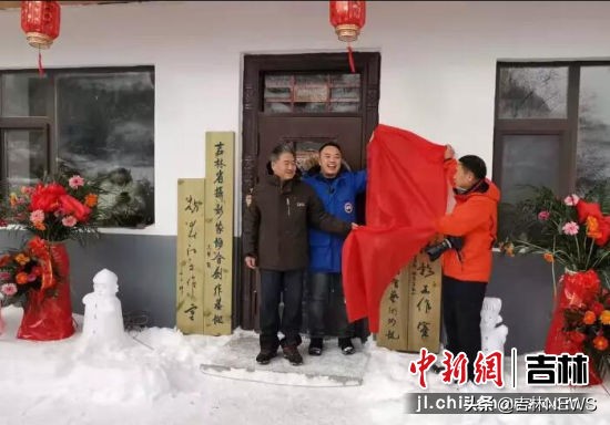 姘村ⅷ鏉惧箔闆潙,姘村ⅷ闆潙鏉惧箔