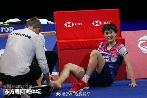 李宁羽毛球鞋减震耐磨推荐,李宁专业羽毛球鞋贴地飞行黑武士