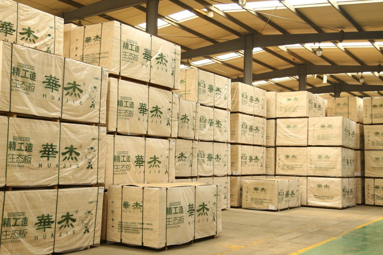 衣柜潮湿发霉怎么补救,衣柜靠近卫生间发霉怎么彻底解决