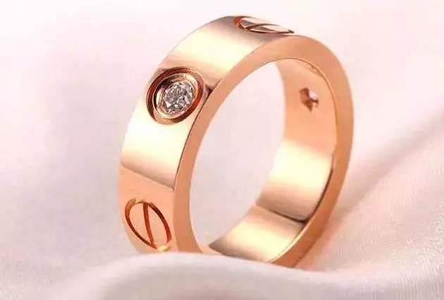 全球十大顶级钻石戒指,十大必买经典款女士戒指