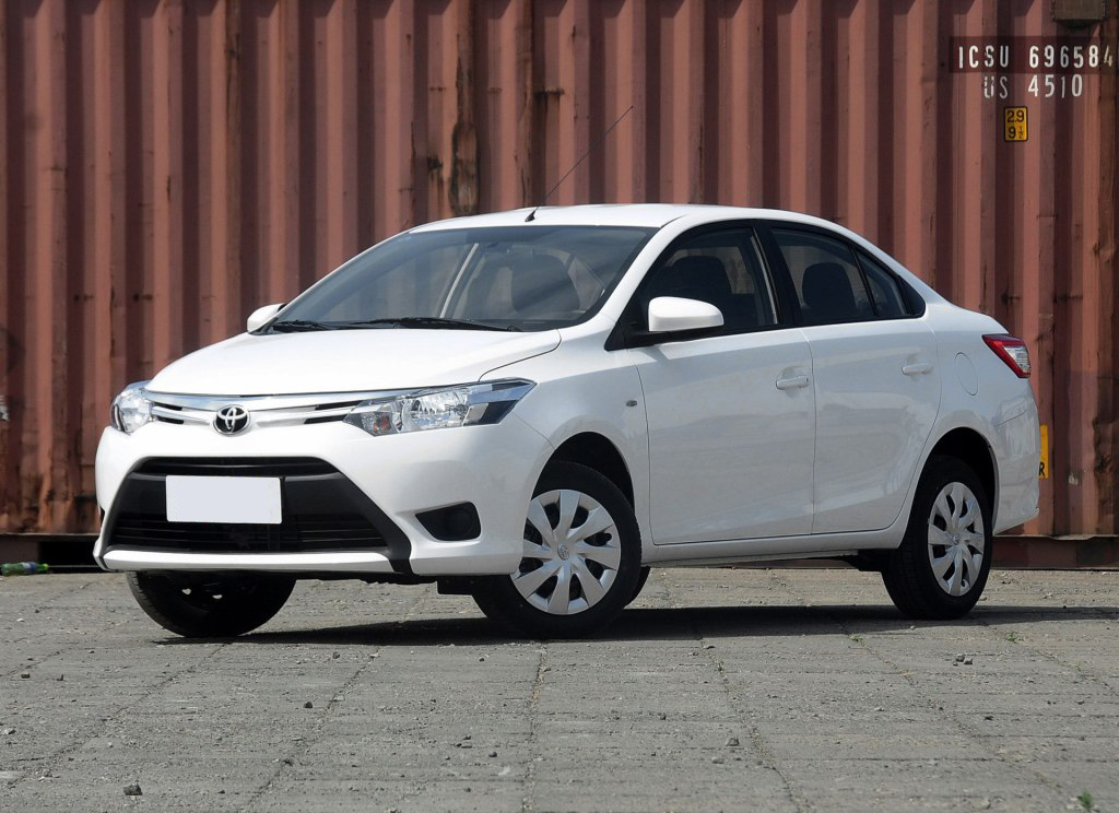 飞度好还是丰田好,空间不输飞度的汽车