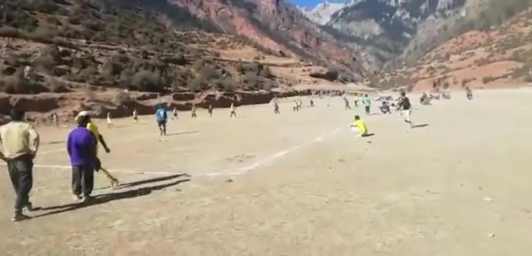 足球比赛现场呼声,足球比赛时间及地点