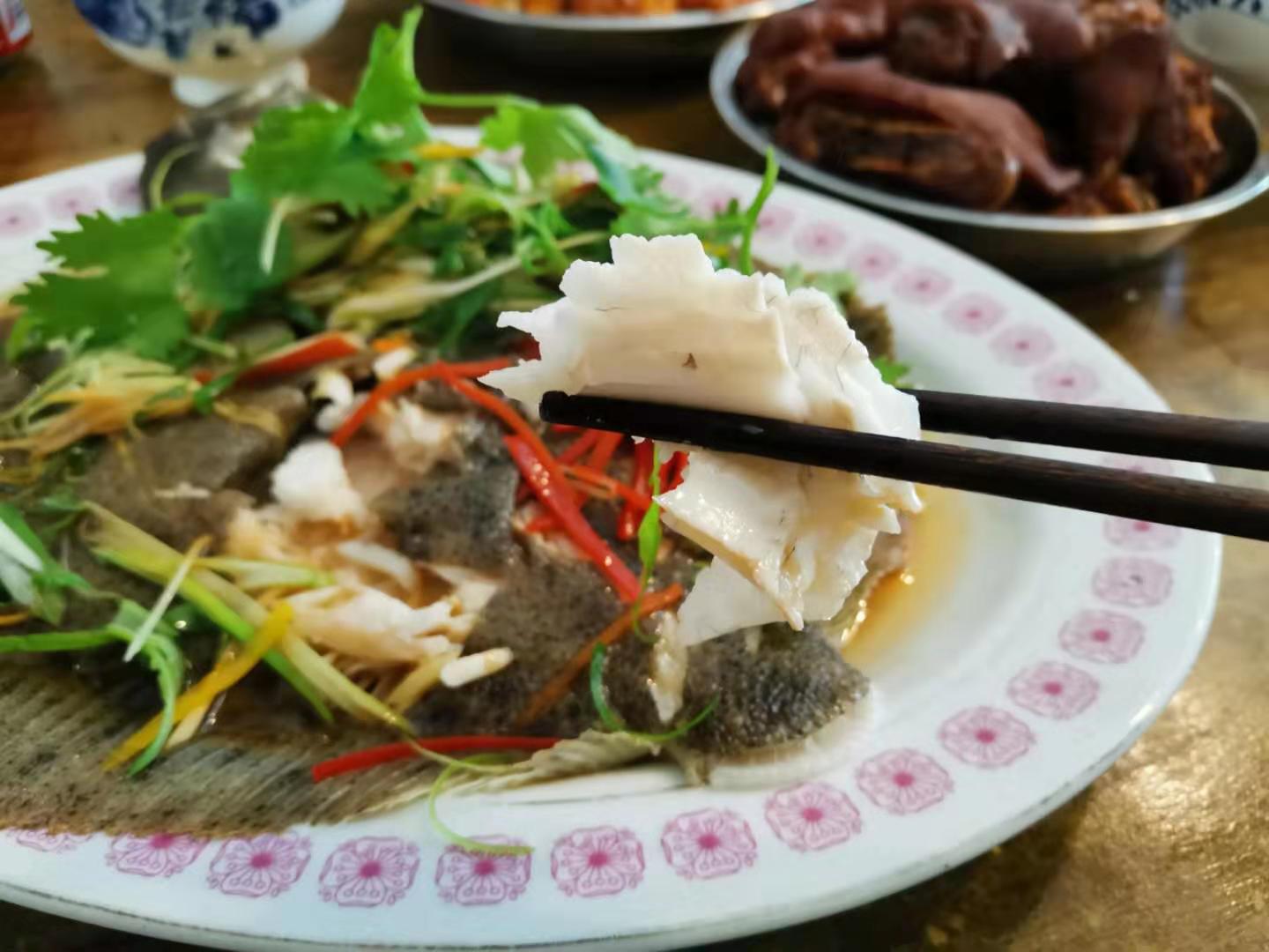 清蒸多宝鱼的家常做法蒸多长时间,清蒸多宝鱼怎么做需要蒸多长时间