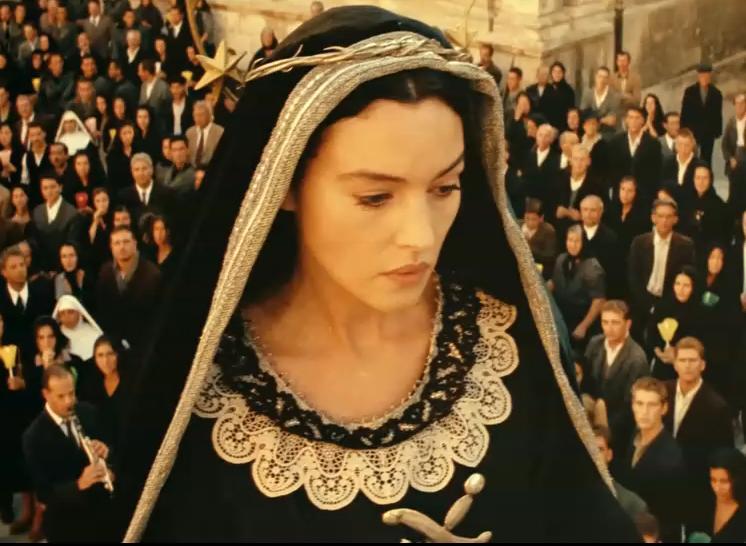 那个冲不破枷锁的男孩，哪里也逃不掉，评《西西里的美丽传说》