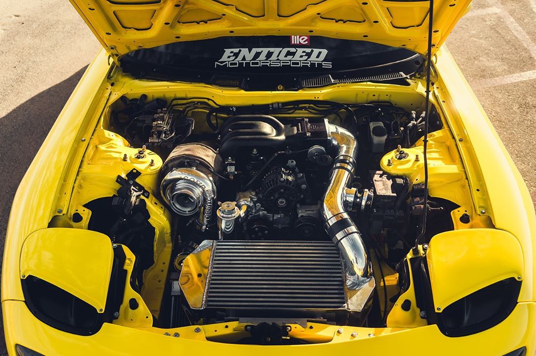 rx-7fd3s白色赛车,rx-7fd3s地平线