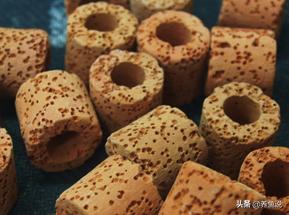 怎样才能养好鱼缸的水质,水质清澈的鱼缸怎么养鱼