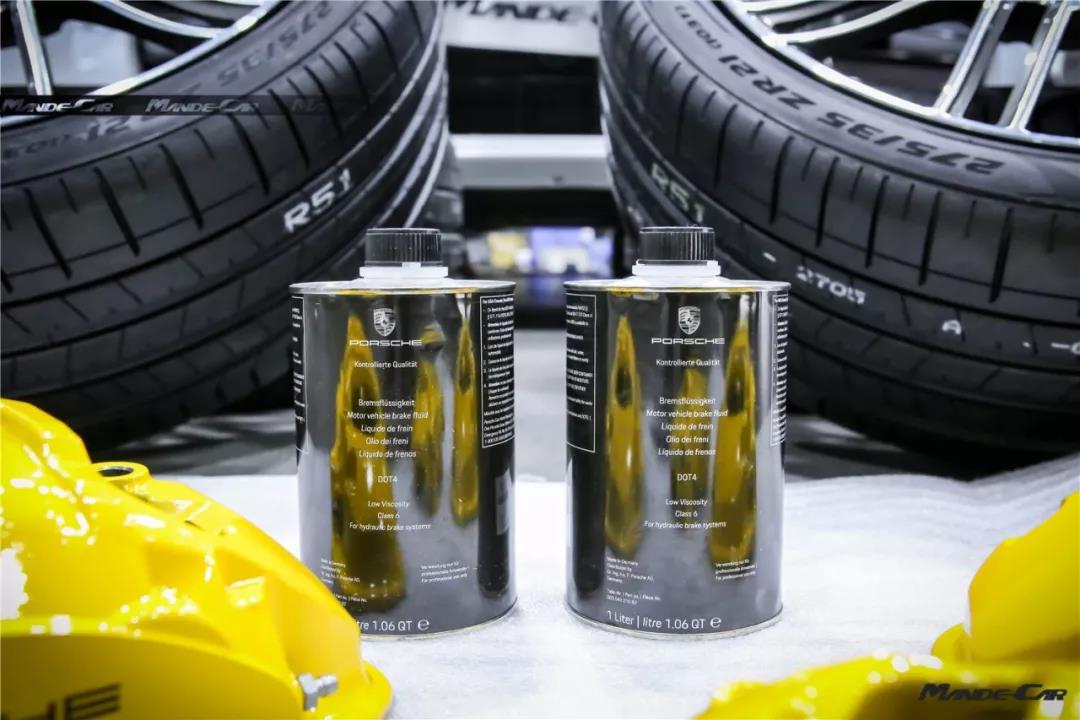 保时捷panamera19寸改装,2021款保时捷panamera4s改装套件