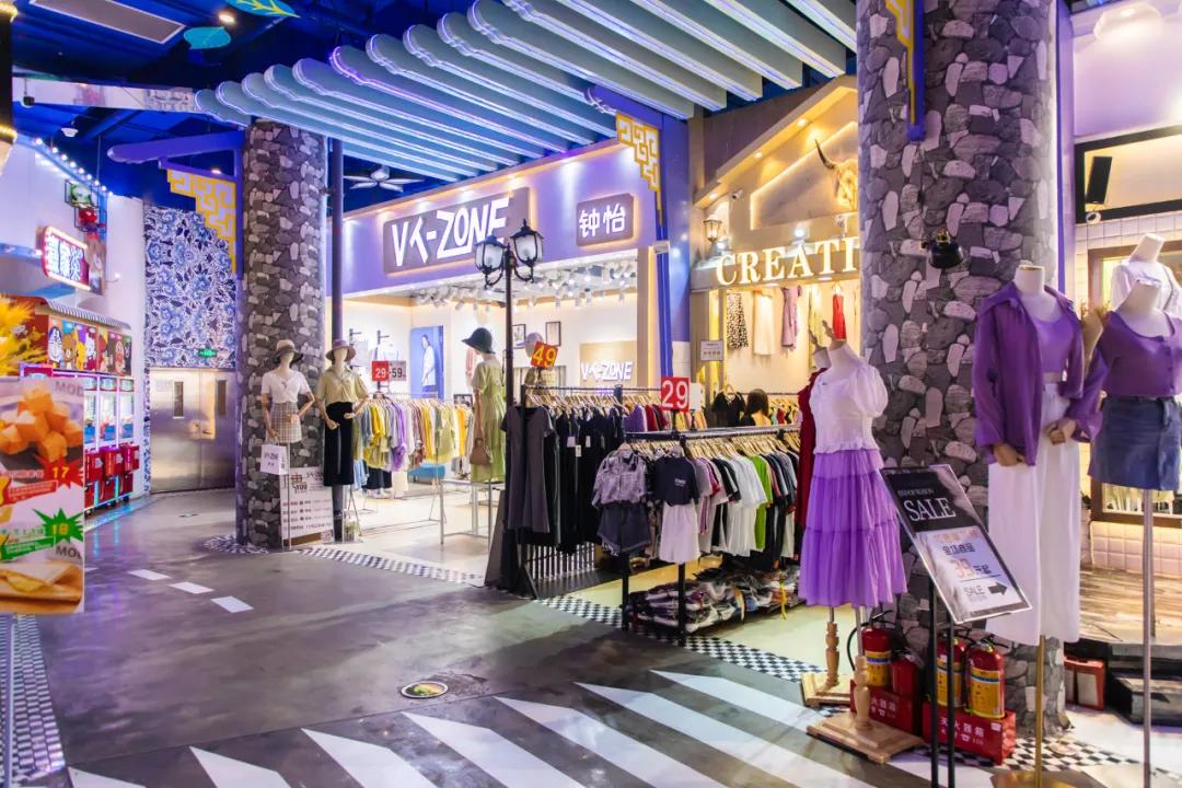 七八年没逛一个地方,江门地王广场动漫星城