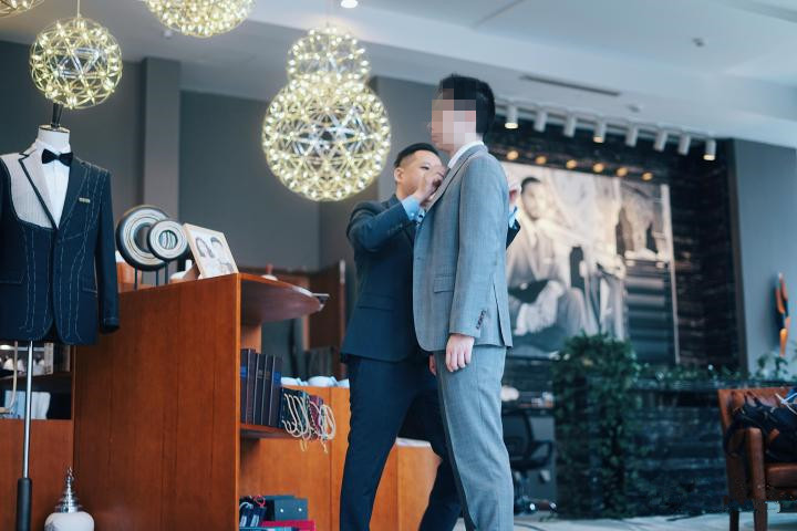 高端西装定做,苏州男士高定西装私人定制