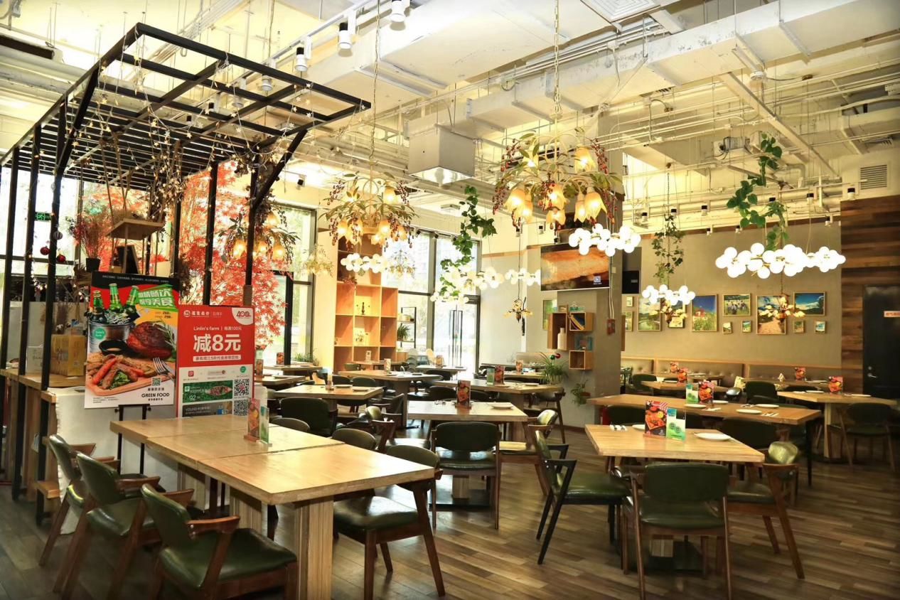 北京LinlinsFarm餐厅将田园搬进了都市，168元双人精选牛排餐