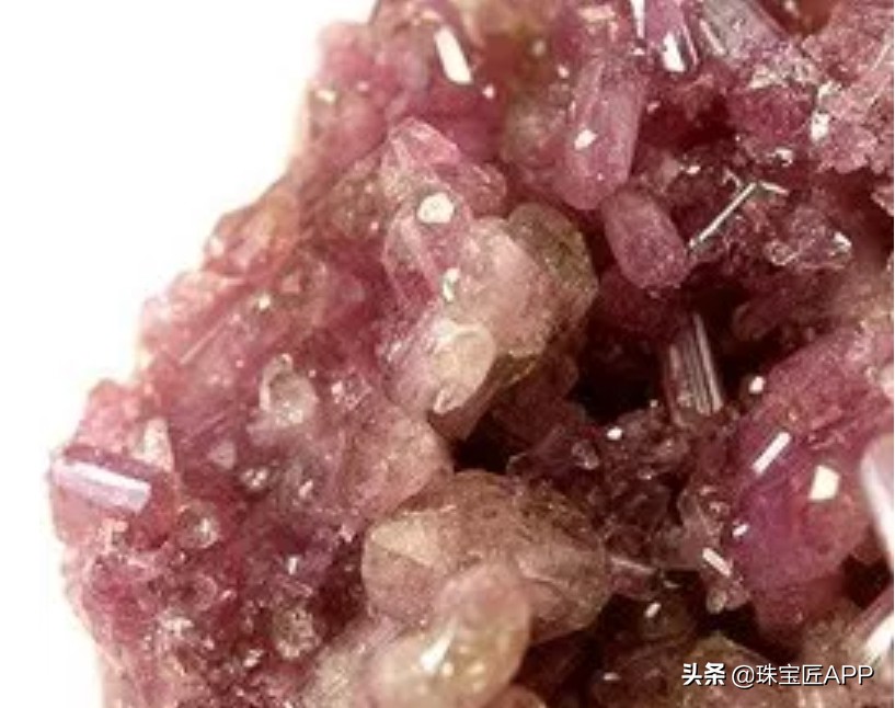 100种紫罗兰宝石图片,各种宝玉石原石名称与图片