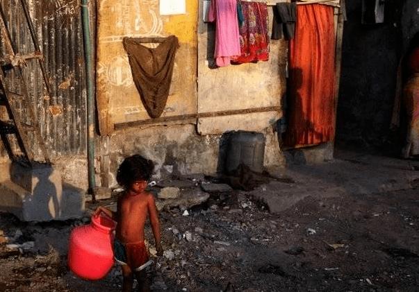 瞒不住了？！疫情最大的黑洞，这个国家可能导致疫情爆发