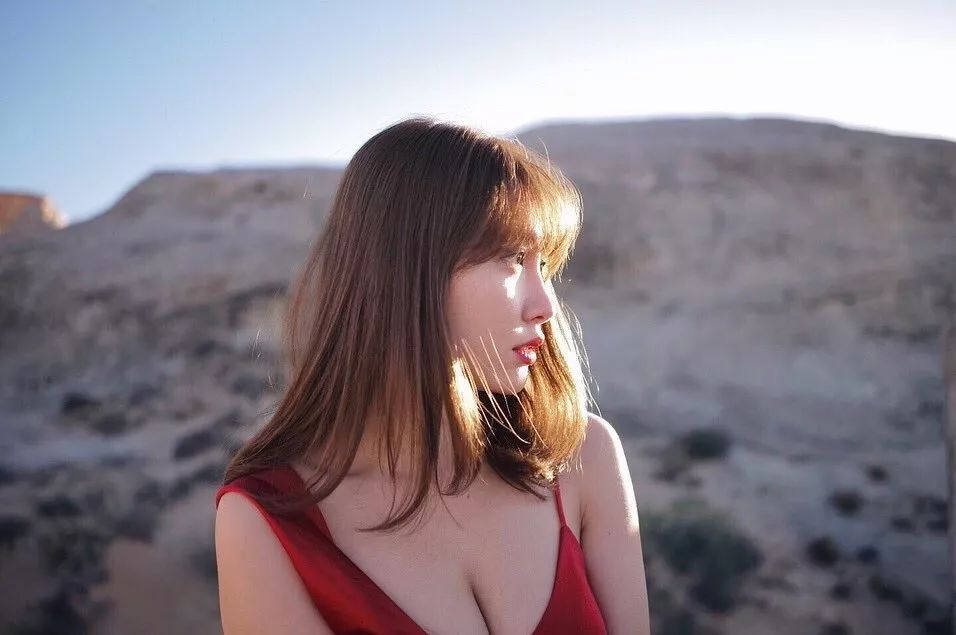 肤白貌美胸大腿长,她就是日本网友目前最爱的肉肉女孩