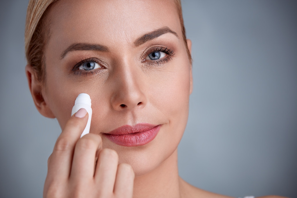 bb霜遮瑕粉底推荐,底妆错误示范