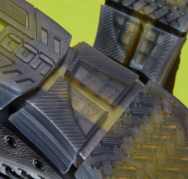 kith与匡威联名 (匡威kith联名红上市价)