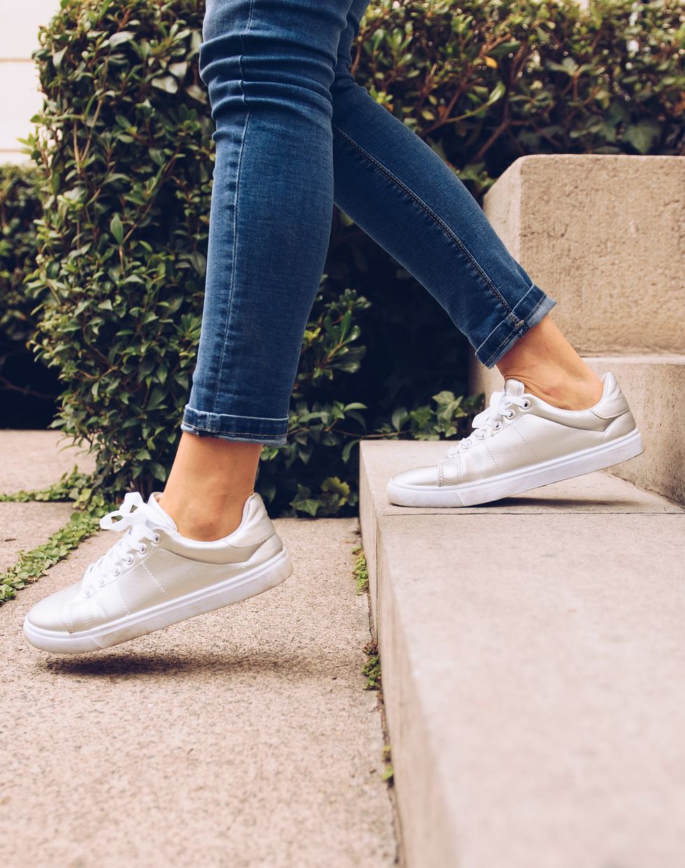 一周快速瘦小腿做法,一招按摩瘦小腿