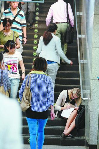 北京天宫院是一个“荣华富贵”之地，无数人在这里寻找梦想