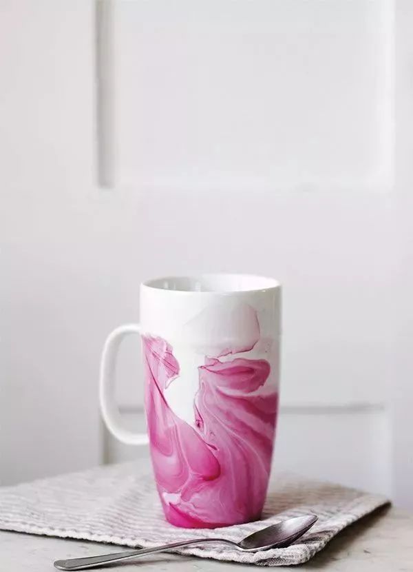 杯子手工改造,手工装饰自己的玻璃杯