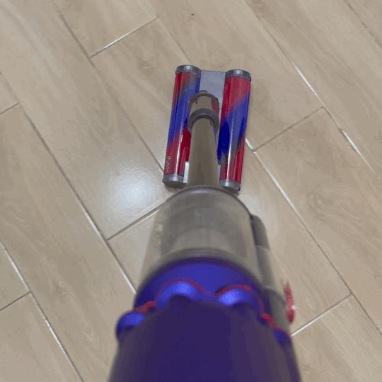 戴森digitalslim轻量吸尘器黑科技,戴森万象吸尘器omniglide开箱视频