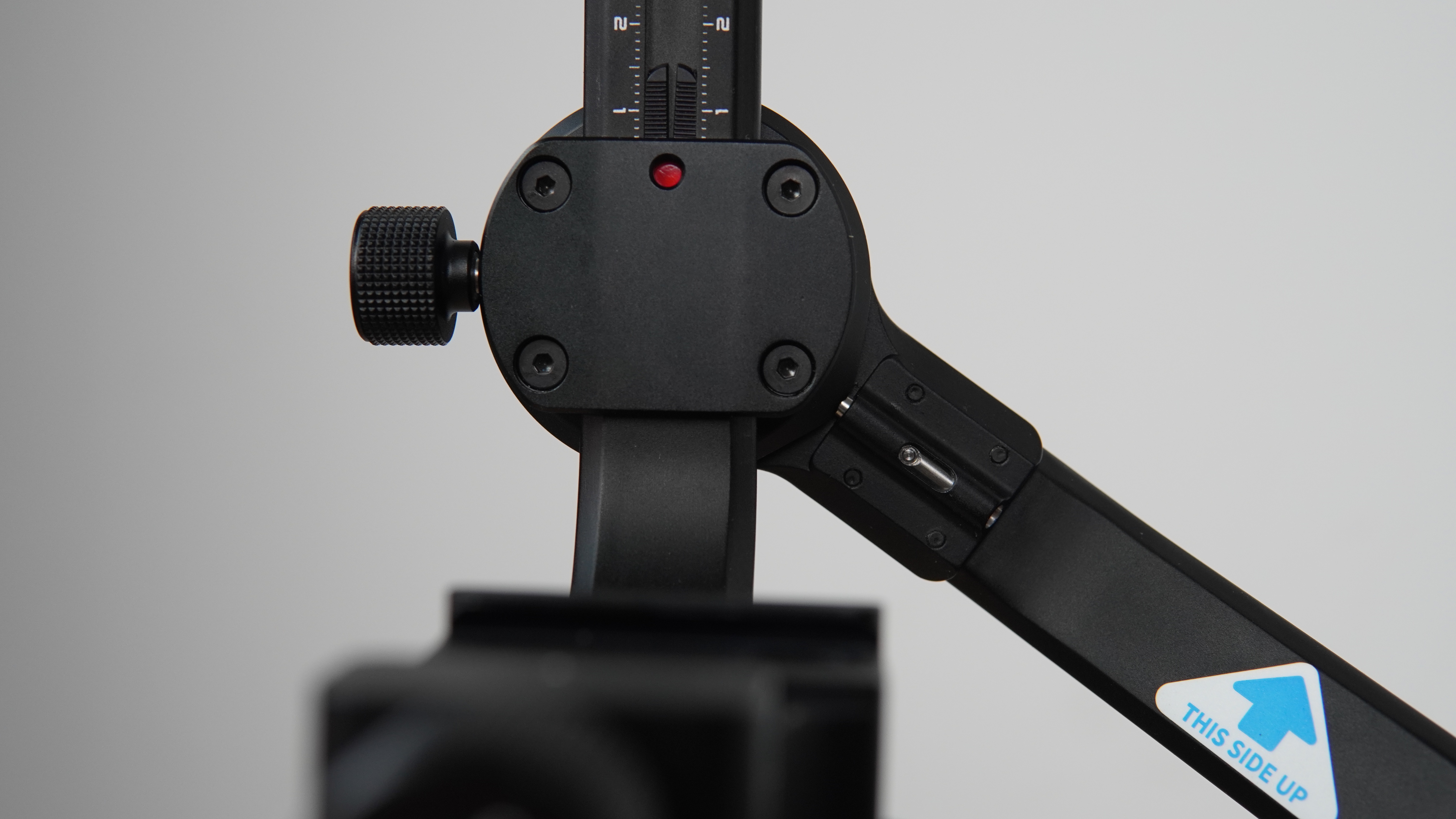 飞宇蝎子scorppro稳定器值得入手吗,飞宇scorpc稳定器和蝎子mini区别