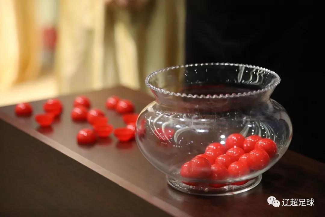 2020贺岁杯全国青少年足球邀请赛新闻发布会暨抽签仪式在沈阳召开