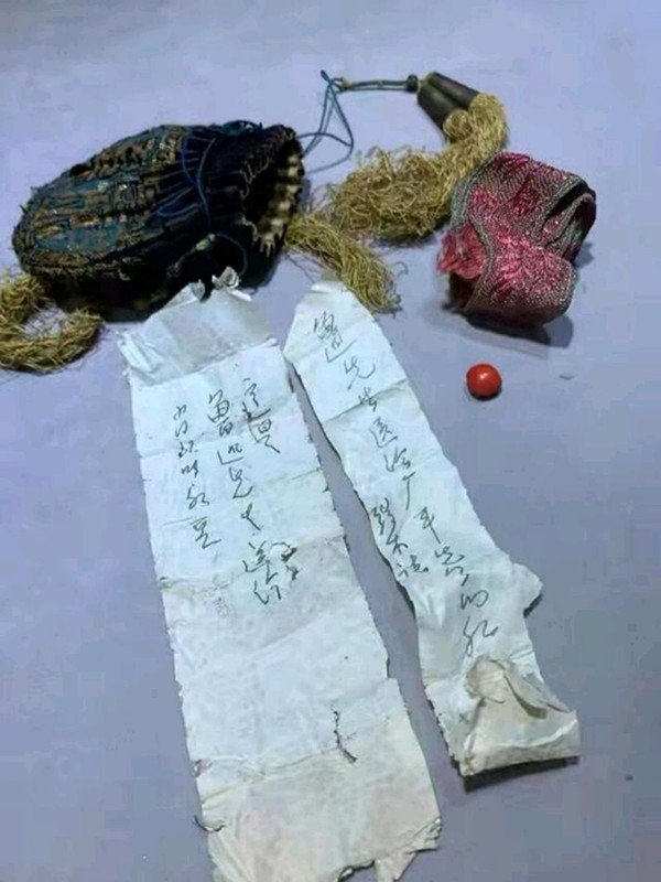 才女萧红悲情的一生,一颗红豆勾起一段尘封的故事